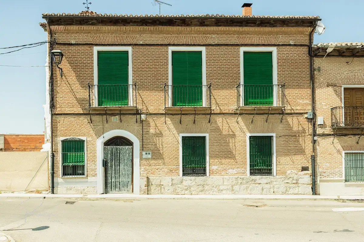 La fachada de la casa de La Seca donde se preparó el novio